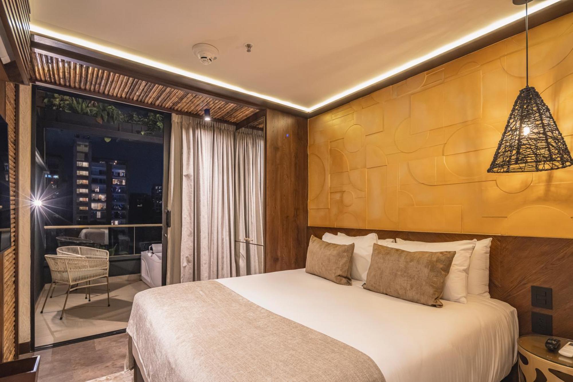 מדיין Golden Valley Hotel מראה חיצוני תמונה