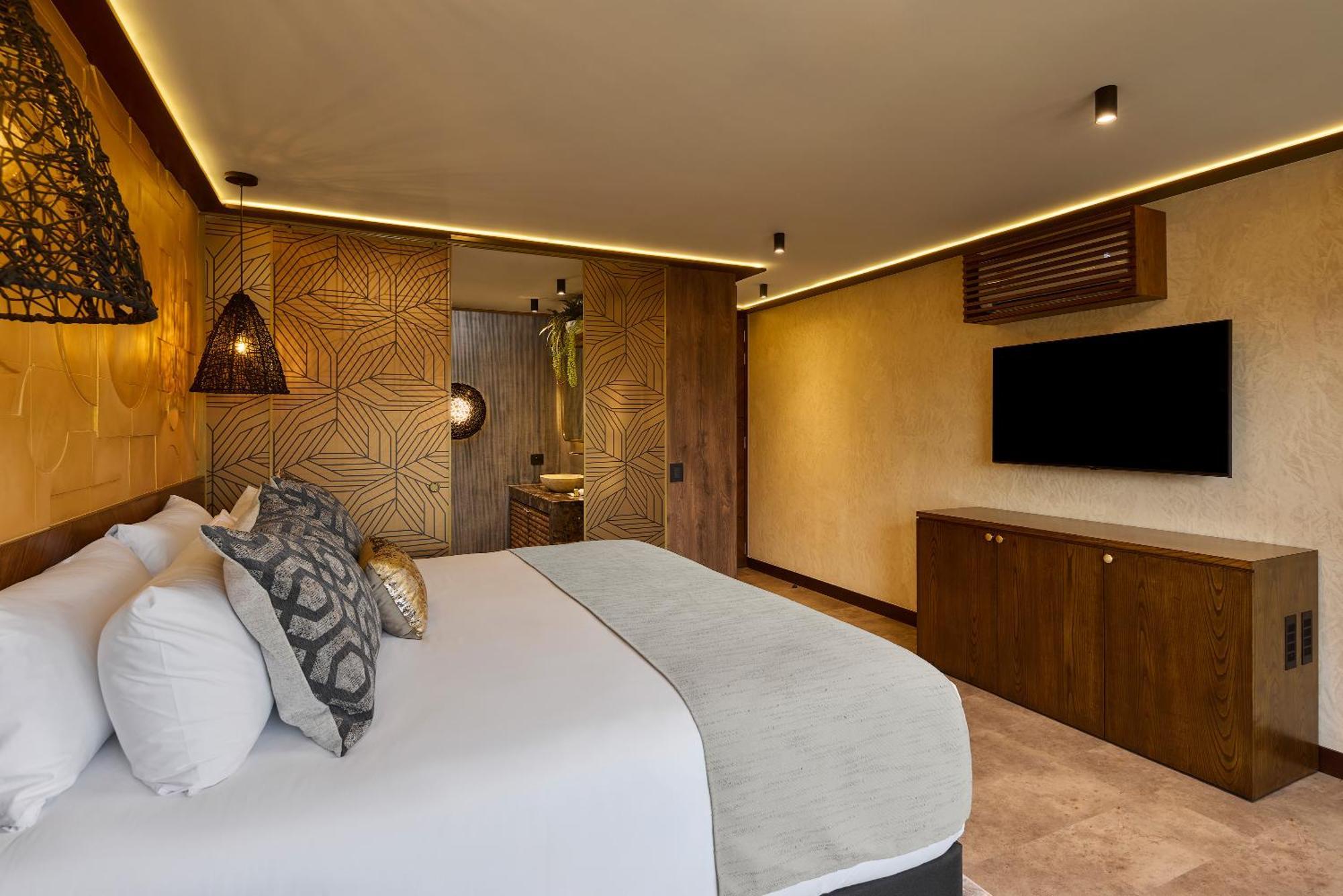 מדיין Golden Valley Hotel מראה חיצוני תמונה